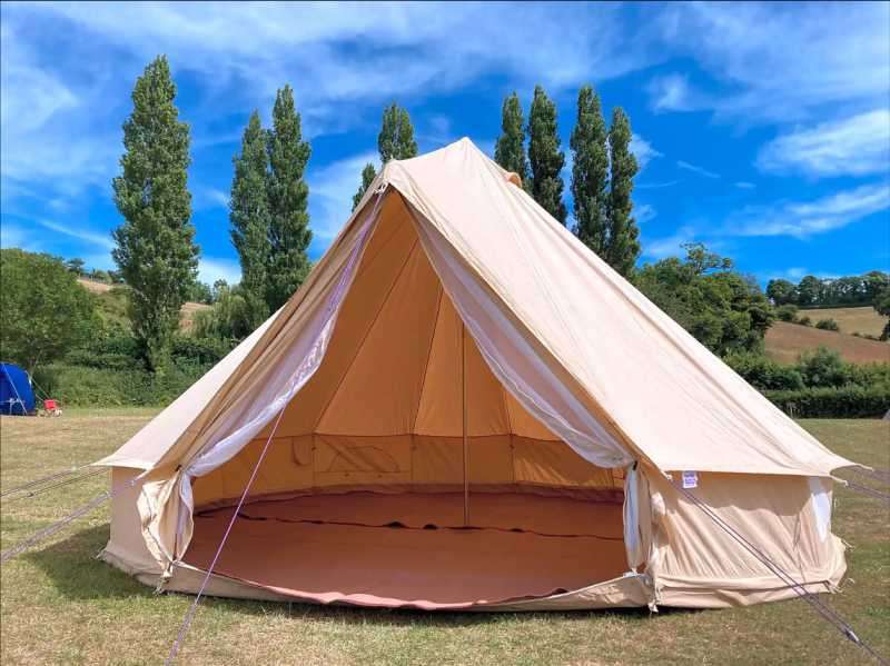 For bell tent glamping in Torquay, Paignton and Brixham in Torbay, glamp at Treacle Valley campsite. Treacle Valley campsite is ideally located for the popular tourist destinations of Torquay, Paignton and Brixham in Torbay.