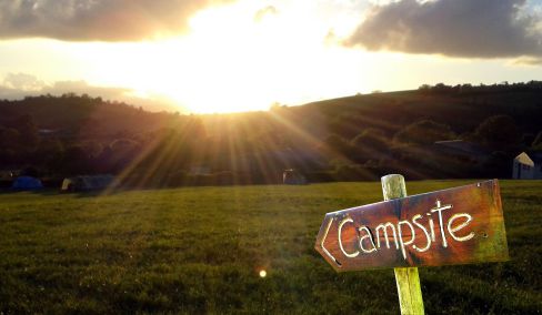 For campsites in Torquay, Paignton, Brixham and throughout Torbay camp at Treacle Valley campsite. Treacle Valley campsite is a working farm campsite and is located just outside Torbay in Devon.